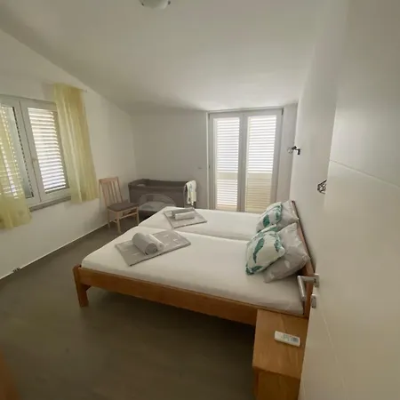 Mare I Ive Apartament